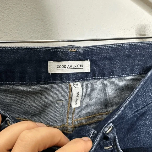 GOOD AMERICAN Good Legs High Rise Distressed Skinny Jeans blue GAGLRE899 2 26 - Picture 4 of 9